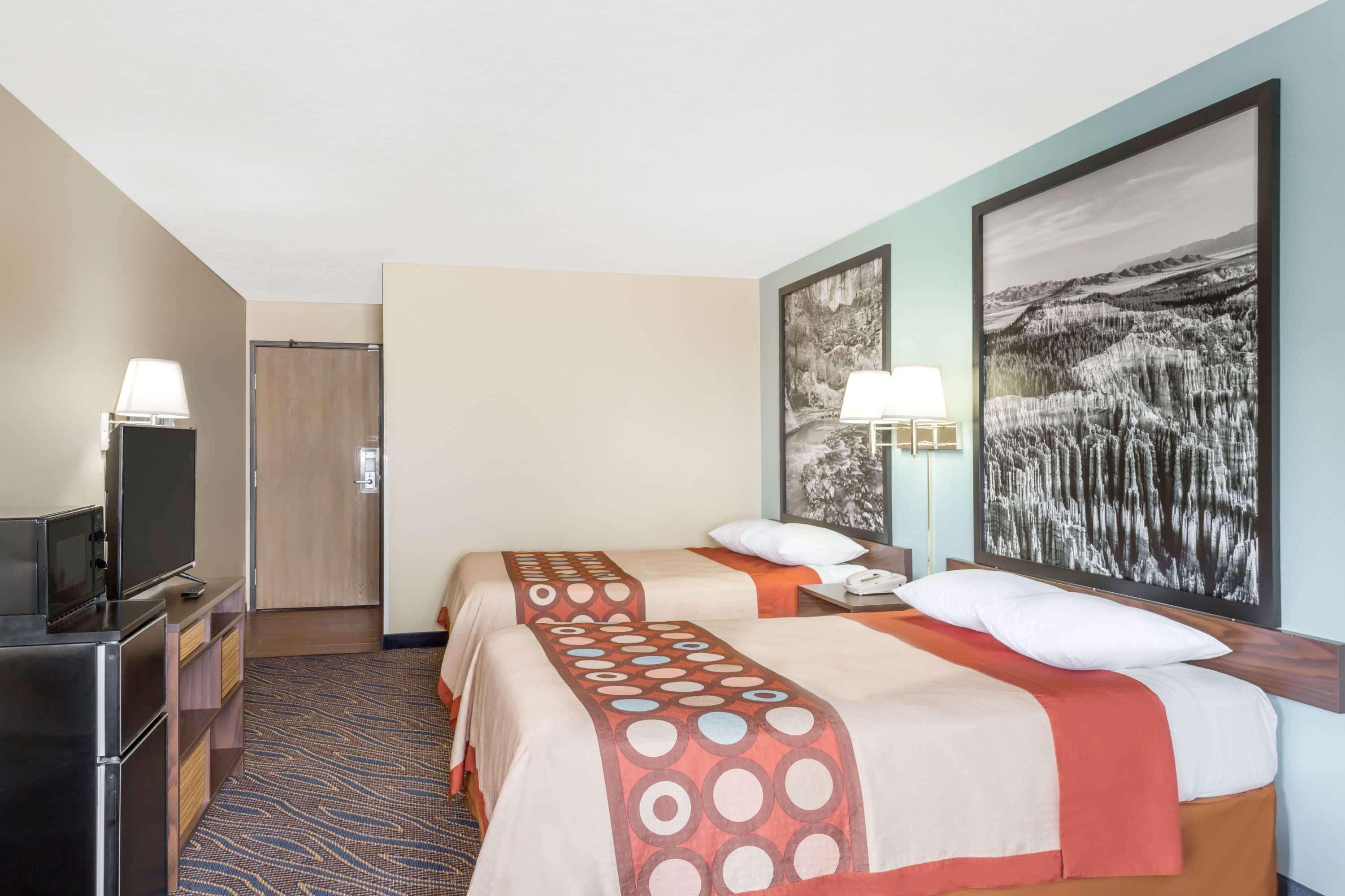 Super 8 By Wyndham Hotel Cedar City