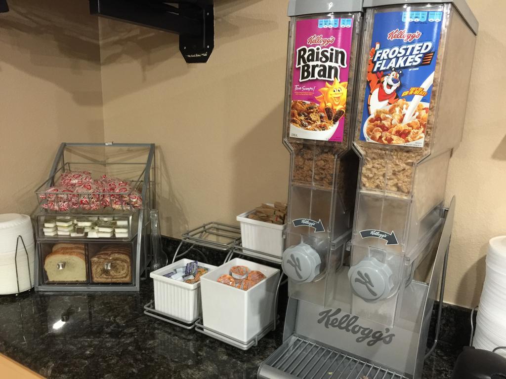 Super 8 By Wyndham Hotel Cedar City